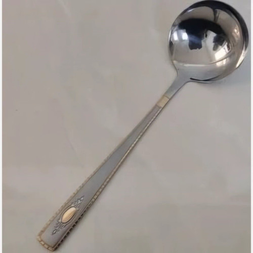 ملاقه استیل متوسط یونیک دور طلایی