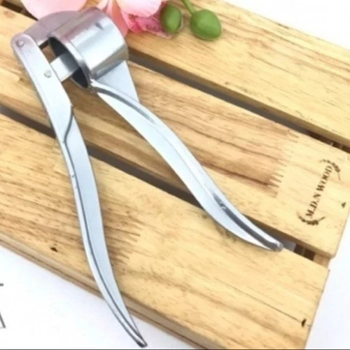 سیر له کن عروس