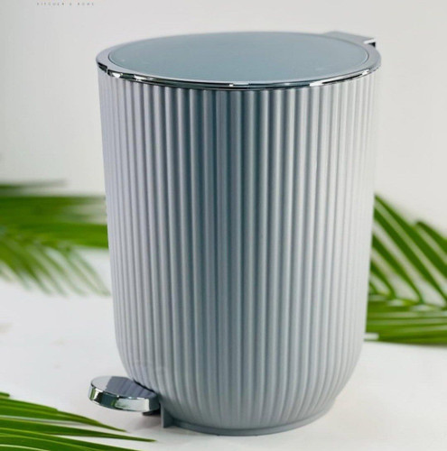 سطل زباله پدال دار همارا مدل زبرا ظرفیت ۱۵ لیتر